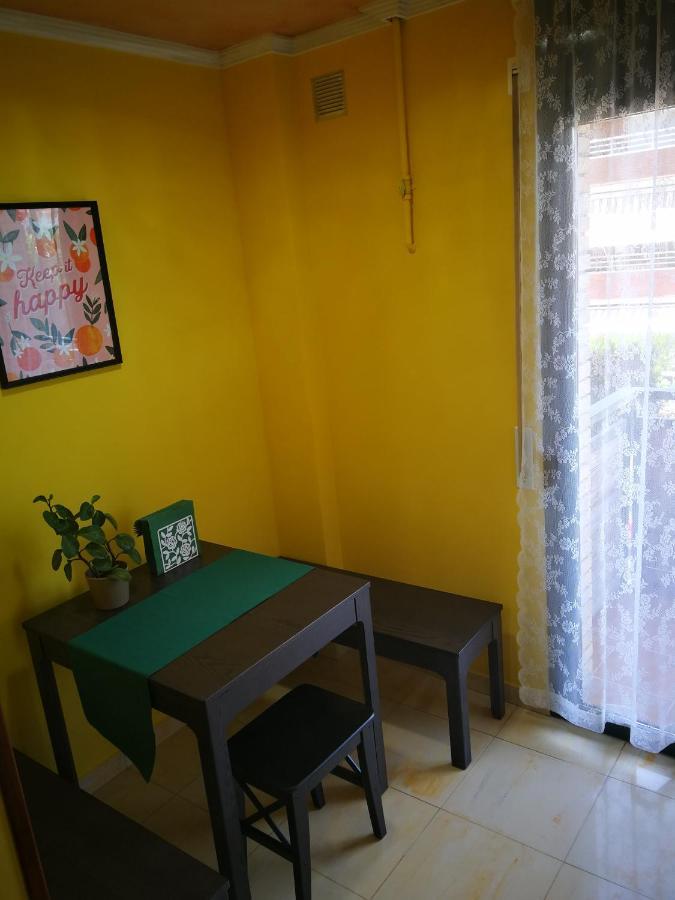8Beds Vila-Seca المظهر الخارجي الصورة